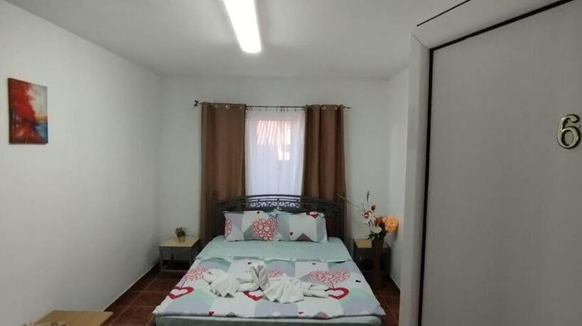 پانسیون Zambilelor 3