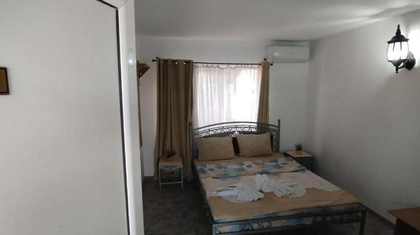 پانسیون Zambilelor 3