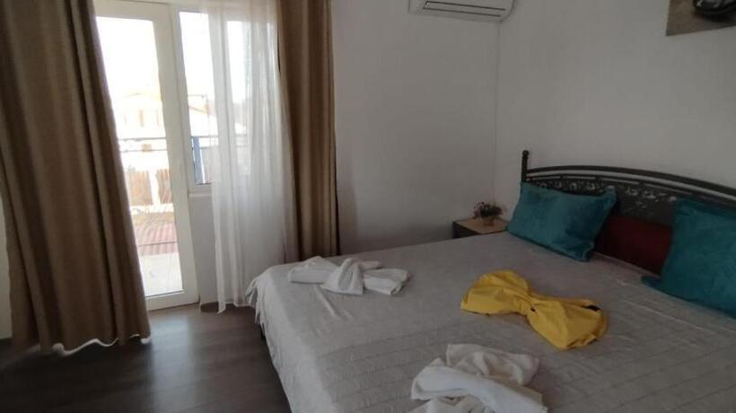 پانسیون Zambilelor 3