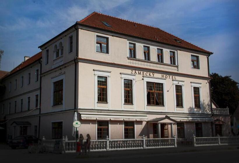 Grandhotel Sluchátko   Ex Zámecký
