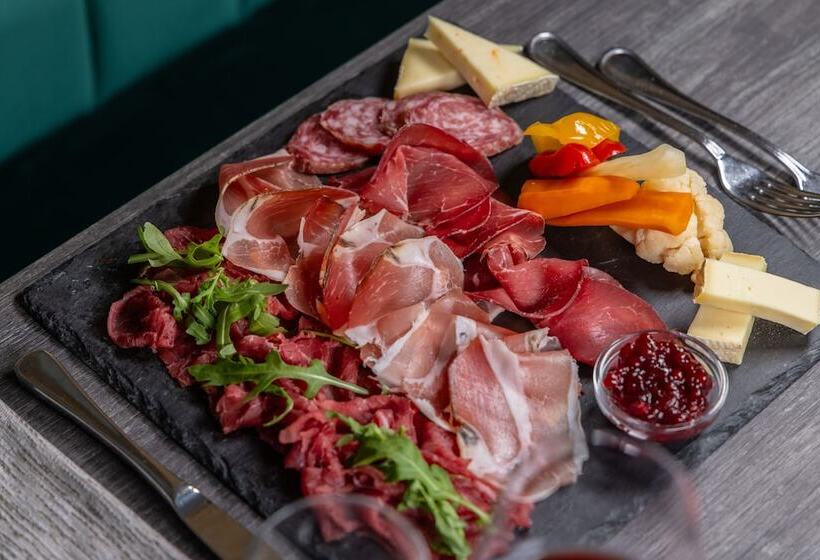 ホテル Ariston Garden & Spa