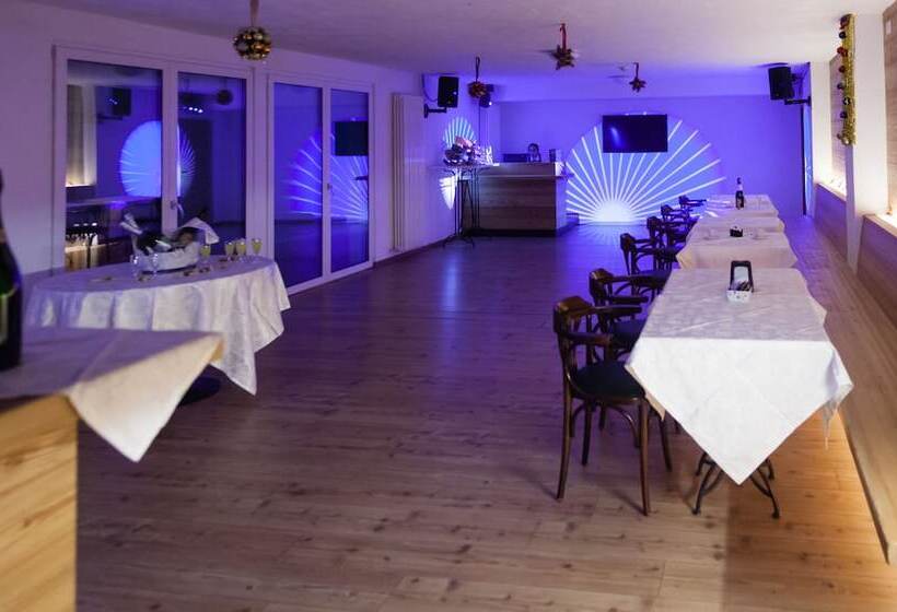 ホテル Ariston Garden & Spa