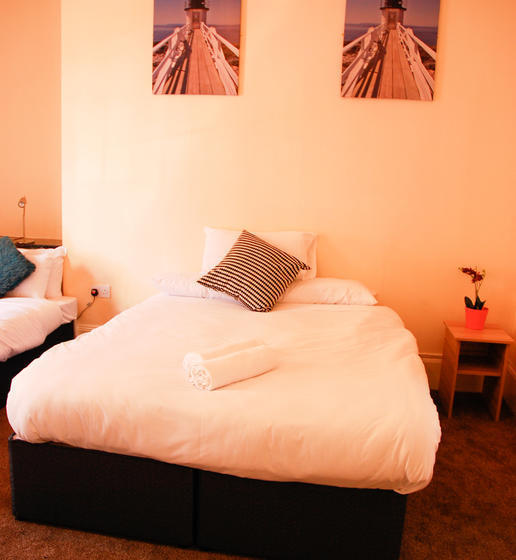 Отель Botanic Rest Queens Quarter