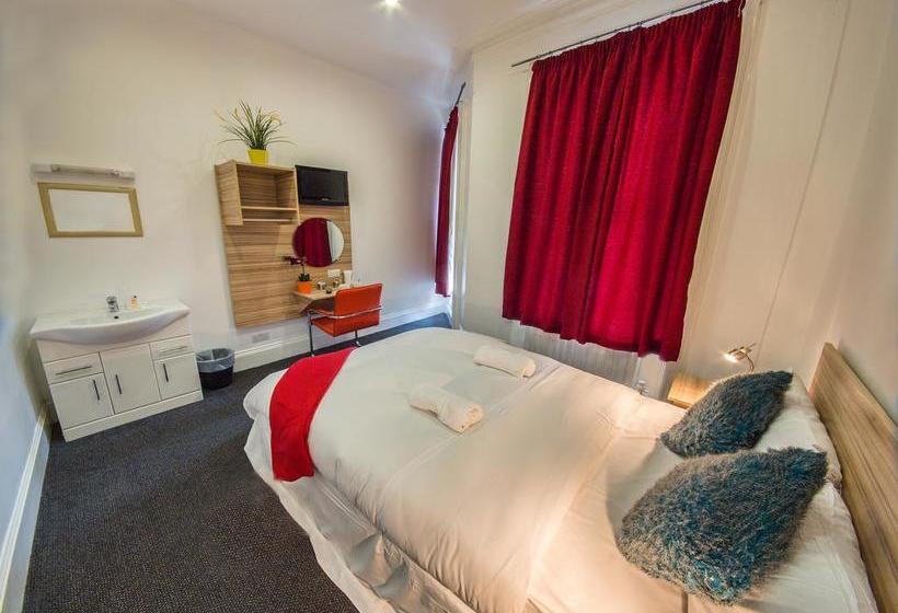 Отель Botanic Rest Queens Quarter