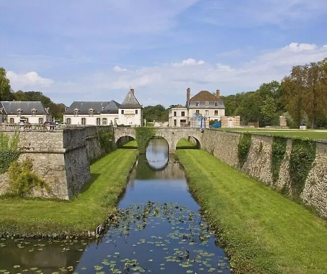 ホテル Château Du Maréchal De Saxe
