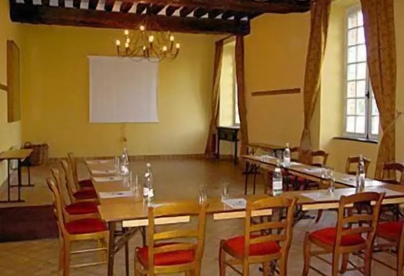 ホテル Château Du Maréchal De Saxe