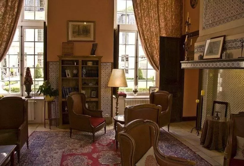 ホテル Château Du Maréchal De Saxe