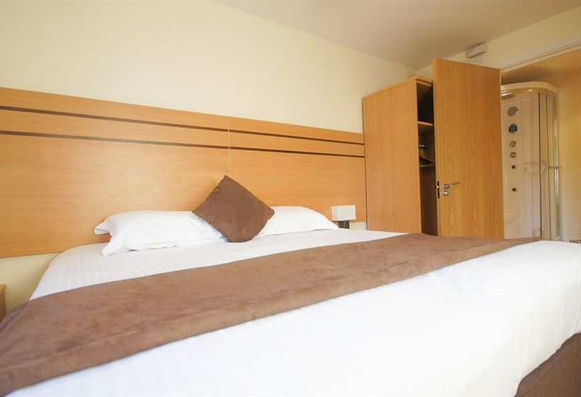 Fotos del hotel Crompton Court Apartments:  13