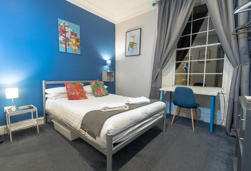 בית מלון כפרי Edinburgh Caledonian Guesthouse