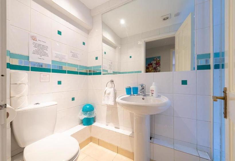 בית מלון כפרי Edinburgh Caledonian Guesthouse