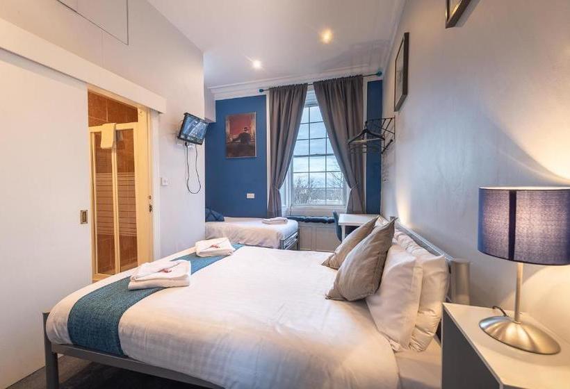 בית מלון כפרי Edinburgh Caledonian Guesthouse