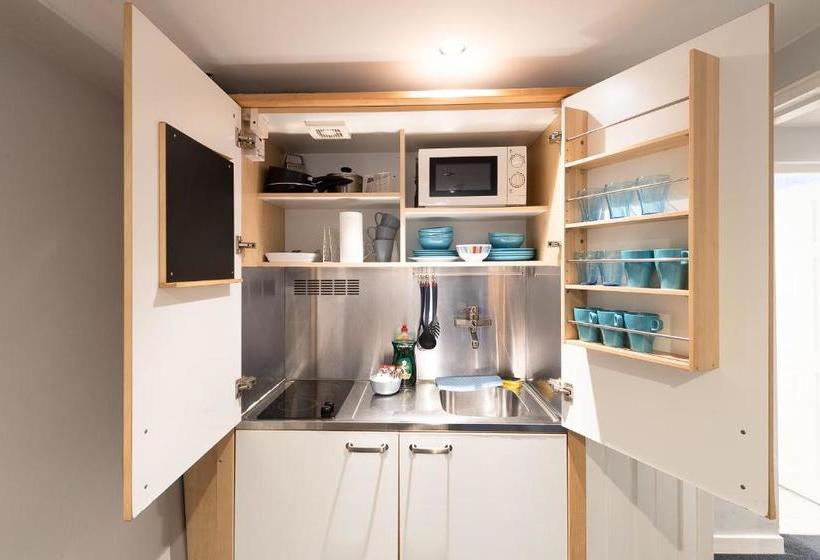 בית מלון כפרי Edinburgh Caledonian Guesthouse