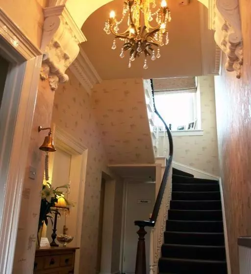 هتل Grange View Bed And Breakfast