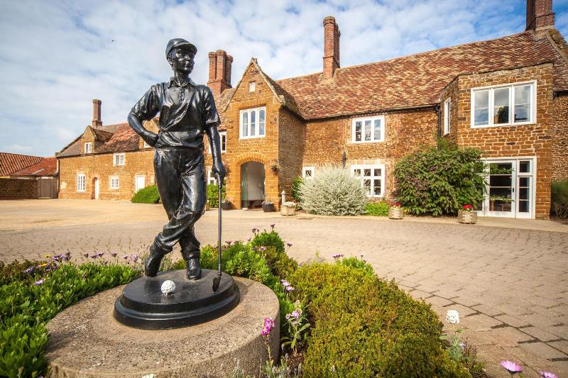 Отель Heacham Manor