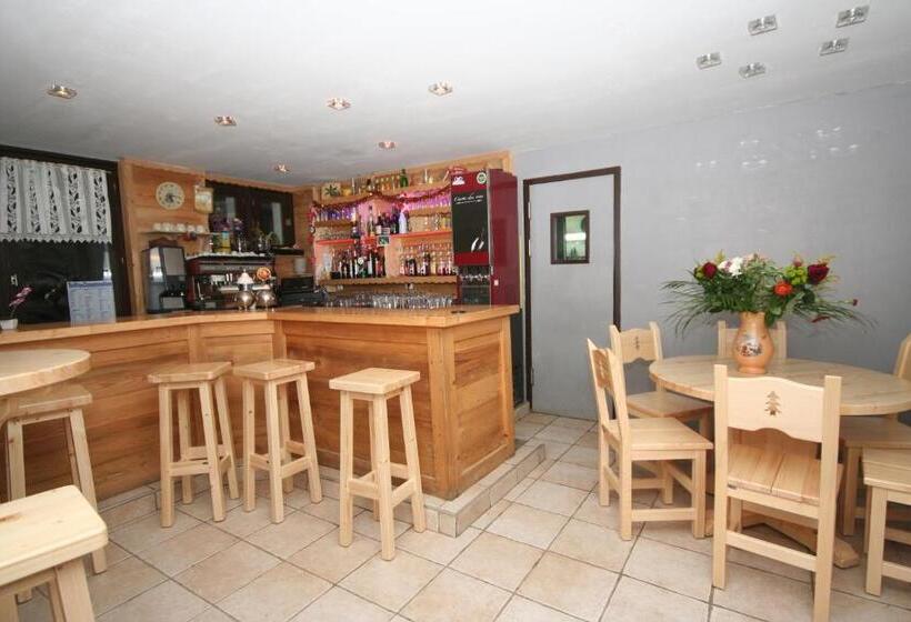 בית מלון כפרי Hôtel L Edelweiss