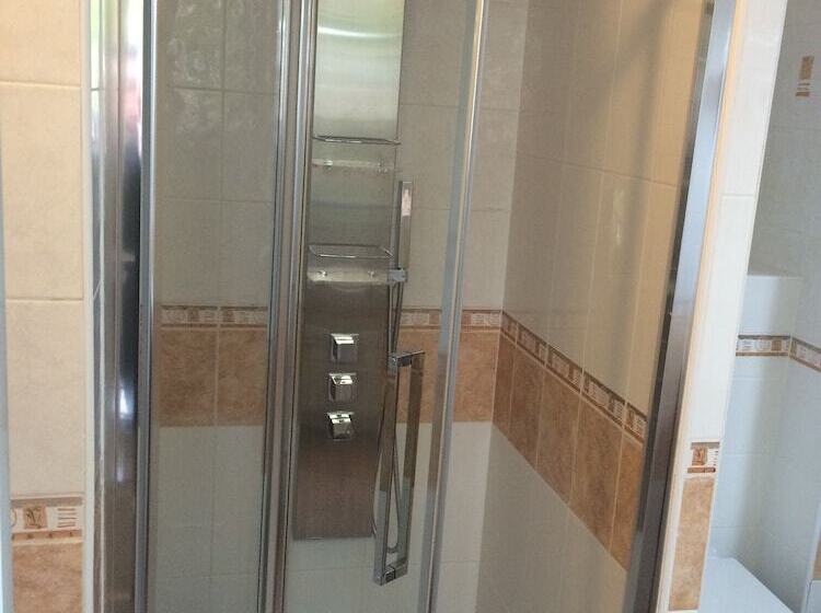 Hotel Hôtel Paris Gambetta