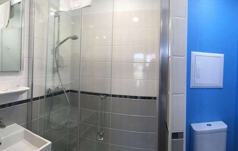 בית מלון כפרי Hôtel Robinson