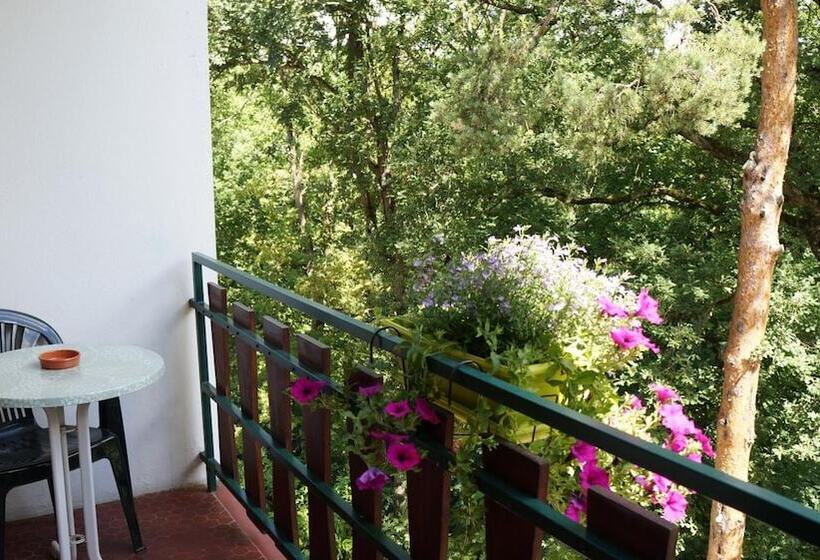 בית מלון כפרי Hôtel Robinson