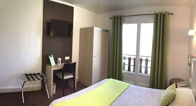 ホテル Hôtel Robinson
