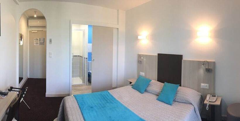 בית מלון כפרי Hôtel Robinson