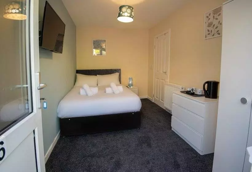 ホテル Irvine Riverside Guesthouse By Paymán Club
