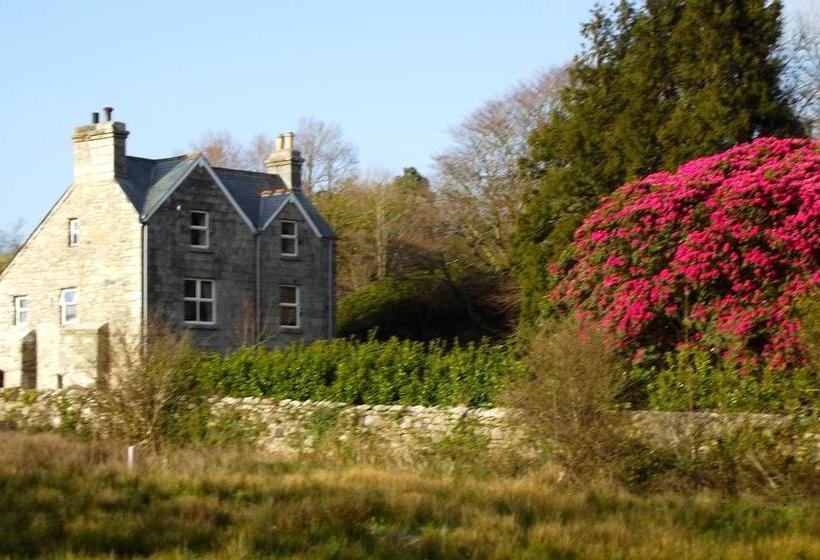 فندق Knightor Manor