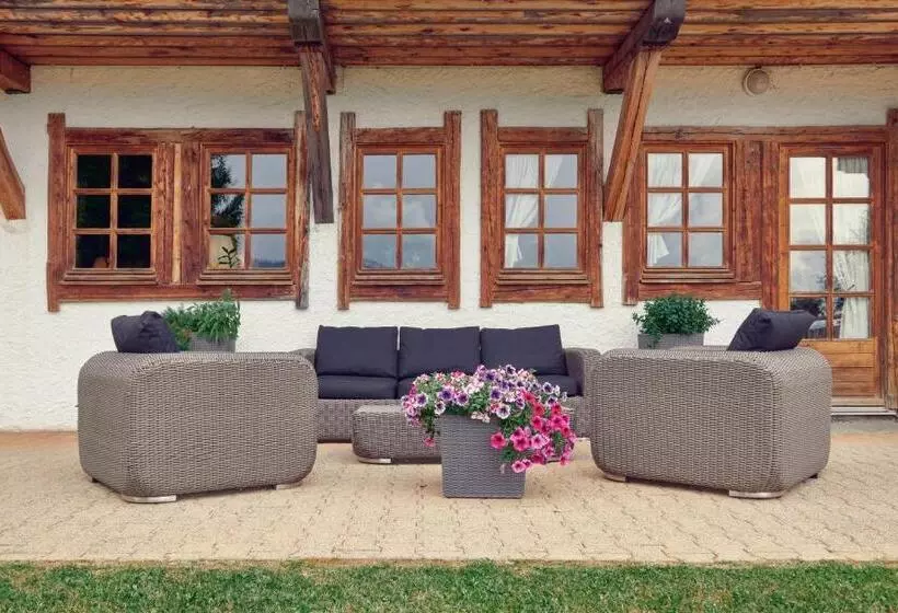 ホテル La Ferme Du Golf