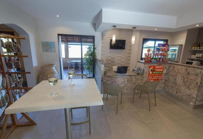 هتل Relais De Saleccia