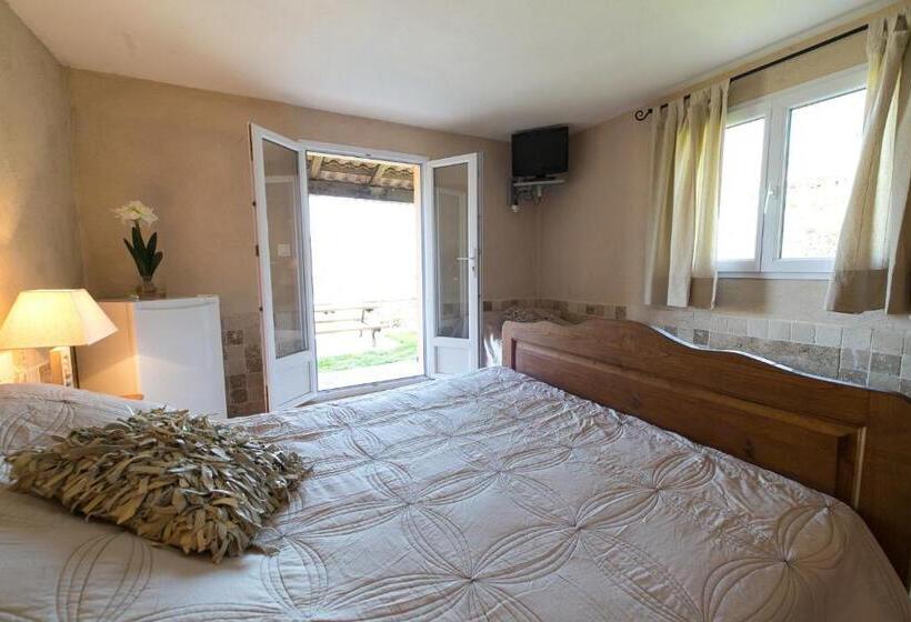 هتل Relais De Saleccia