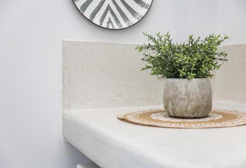 ホテル Naxos Leisure