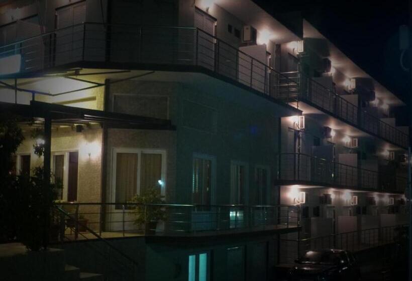 Отель Neon Astron