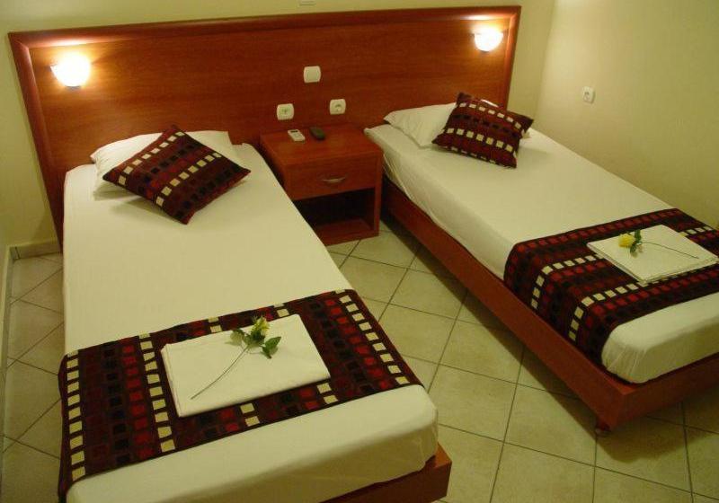 בית מלון כפרי Pefki Studios