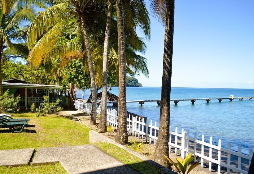 هتل Portsmouth Beach