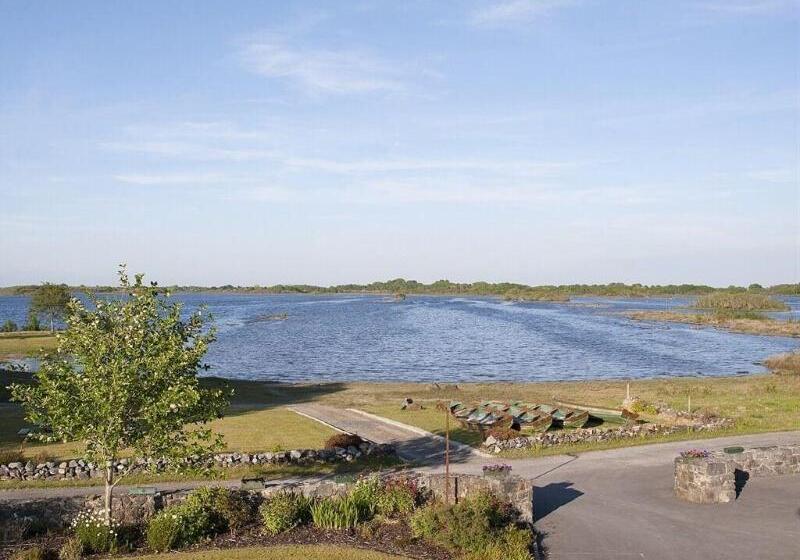 هتل The Waterfront House Country Home