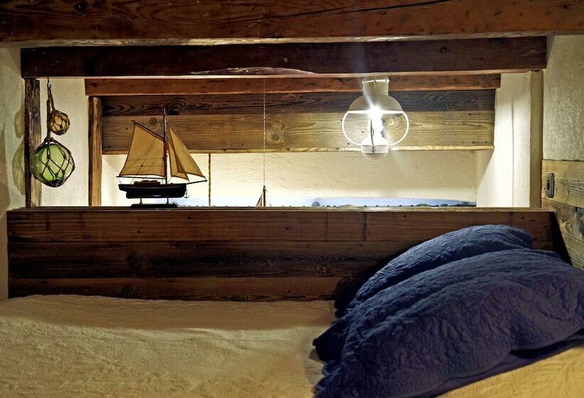 هتل Un Mas En Ville