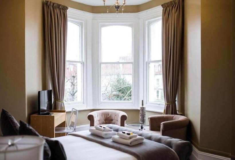 فندق Washington House