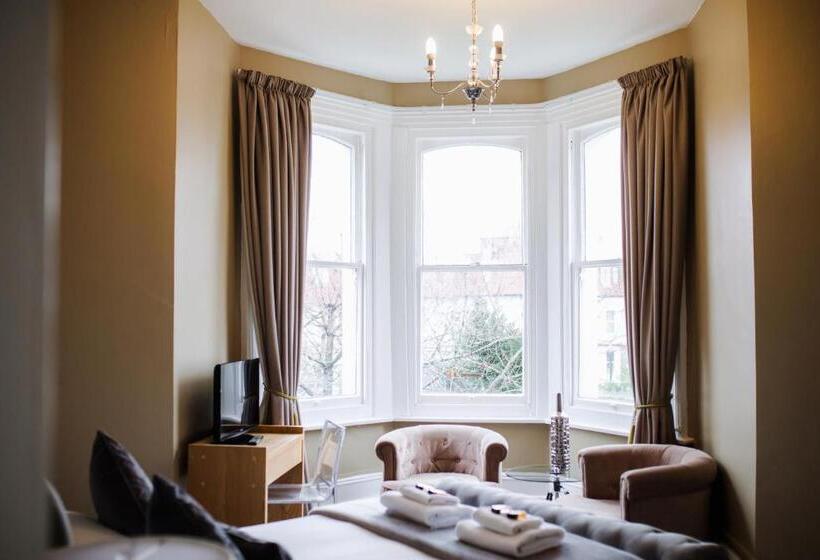 فندق Washington House