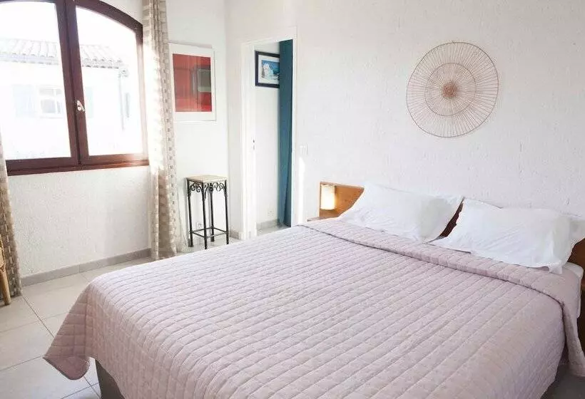 Motel Cap Sol