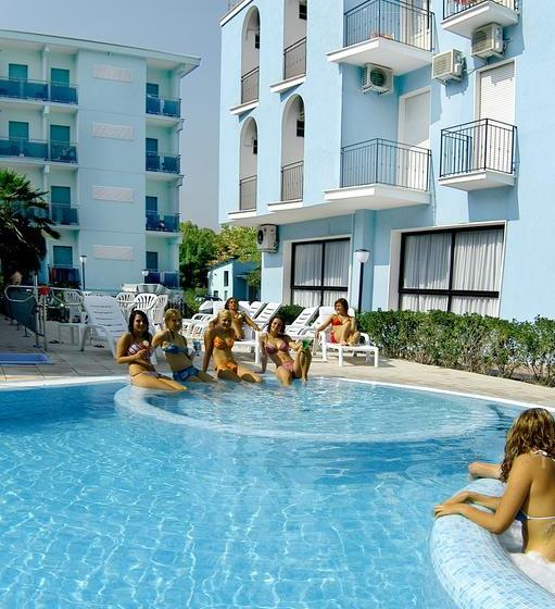 فندق Adriatico Family Village