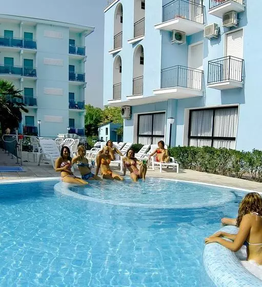 ホテル Adriatico Family Village
