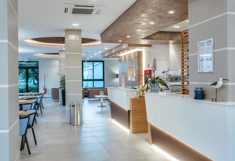 فندق Adriatico Family Village