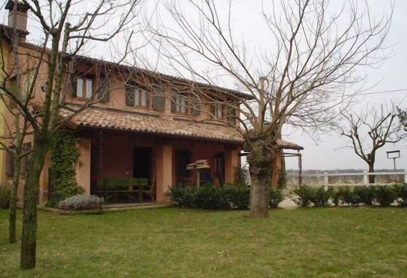 בית מלון כפרי Agriturismo Borg Da Ocjs