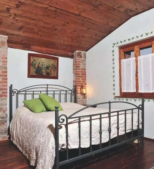 ホテル Agriturismo Borg Da Ocjs
