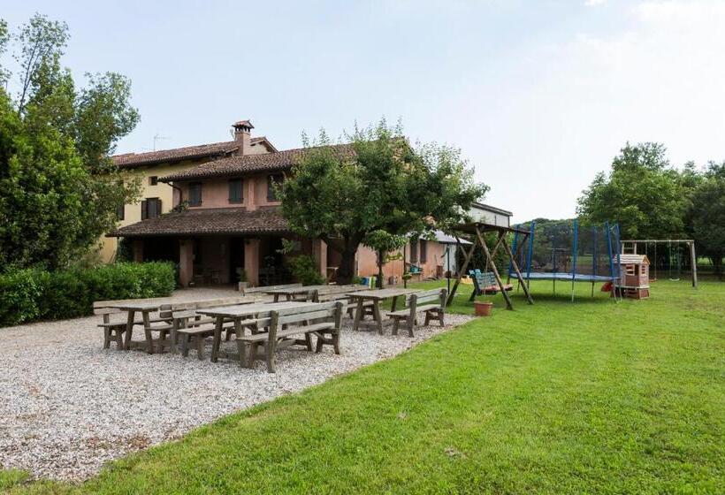 בית מלון כפרי Agriturismo Borg Da Ocjs