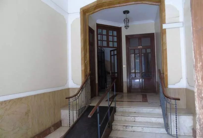 هتل Albergo Cavour