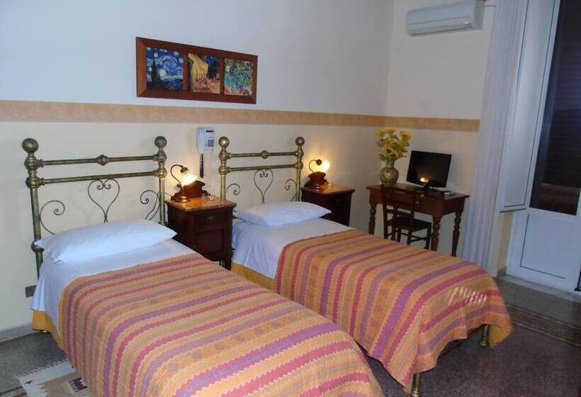 هتل Albergo Cavour