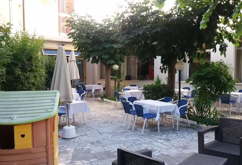 ホテル Albergo Moretti