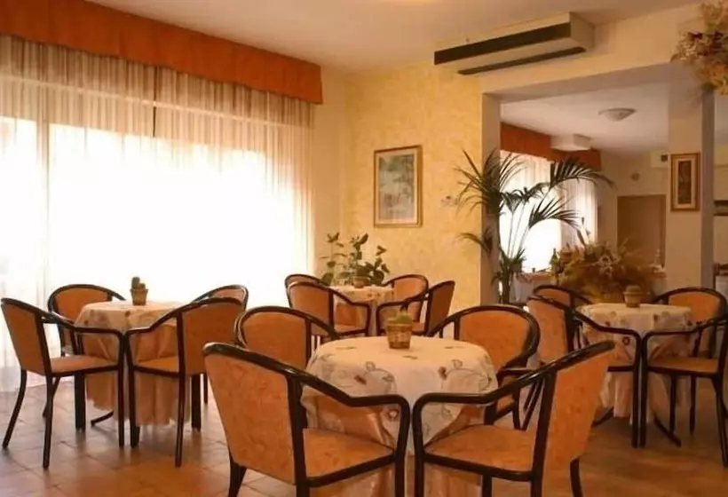 ホテル Albergo Ristorante Olimpia