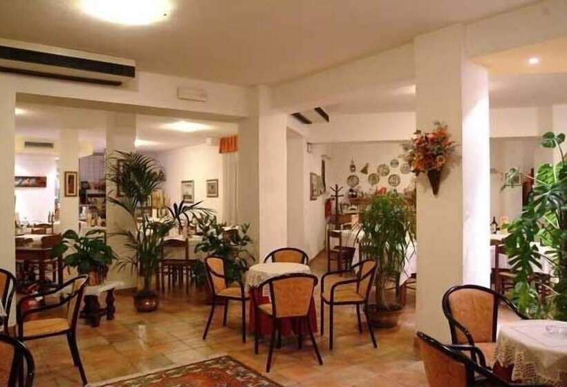 Отель Albergo Ristorante Olimpia