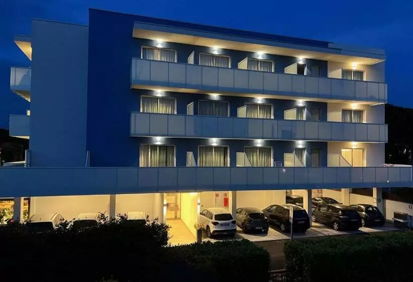 هتل Alla Pergola